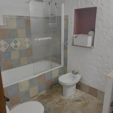 Casa En Canon De Buitreras * El Colmenar