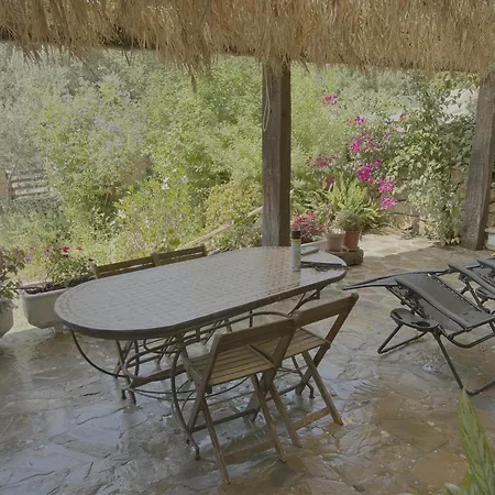 Casa En Canon De Buitreras Holiday home El Colmenar
